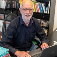 Peter Nissen schreibt die Hörspielmanuskripte der Hörspielserie, (c) Inken Jaacks
